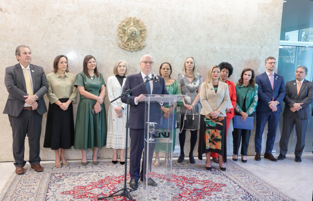 STF e bancada feminina do Congresso discutem ações de proteção a mulheres e crianças