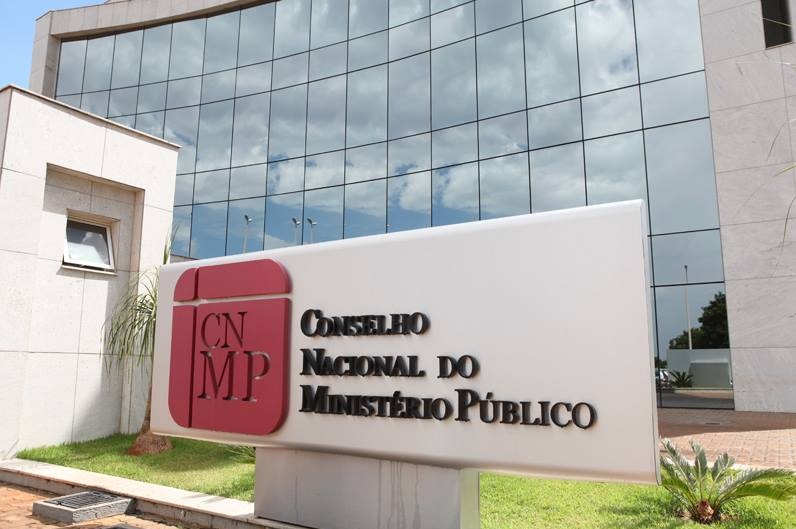 CNMP orienta MP a não interferir em contratos de honorários advocatícios