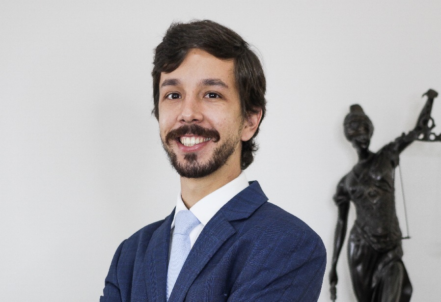 Palestra no SindMédico-DF: Arthur Groke alerta sobre fraudes bancárias e golpes judiciais