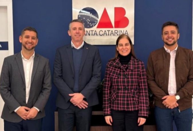 Diretor do Foro de Caçador visita Subseção da OAB em Videira